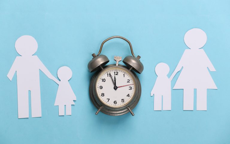My partner and I are now separated – how do we split the time with the children?