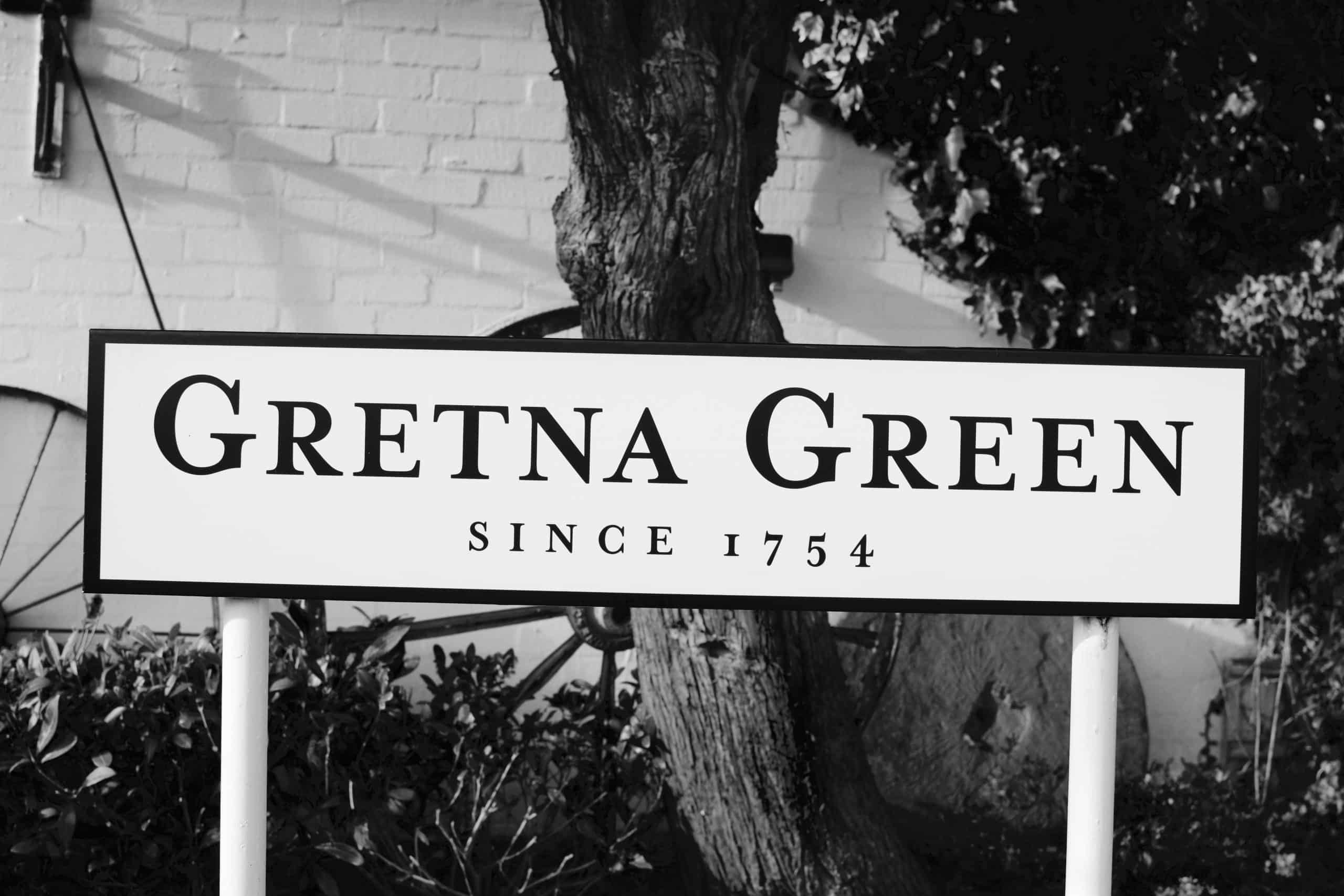 You are currently viewing Gretna Green calls for marriage reform – is it time to modernise the law?